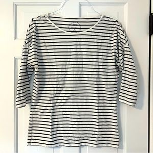 Maternity/nursing top